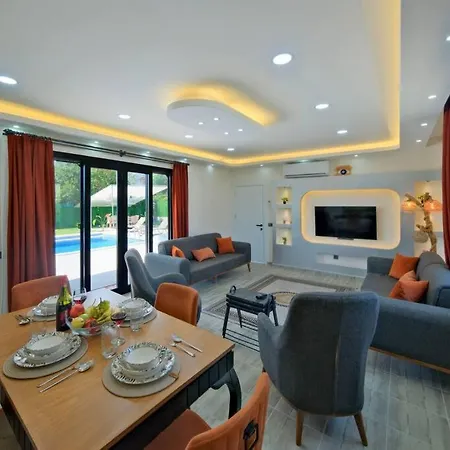酒店 Luxurious Scarlett 费特希耶